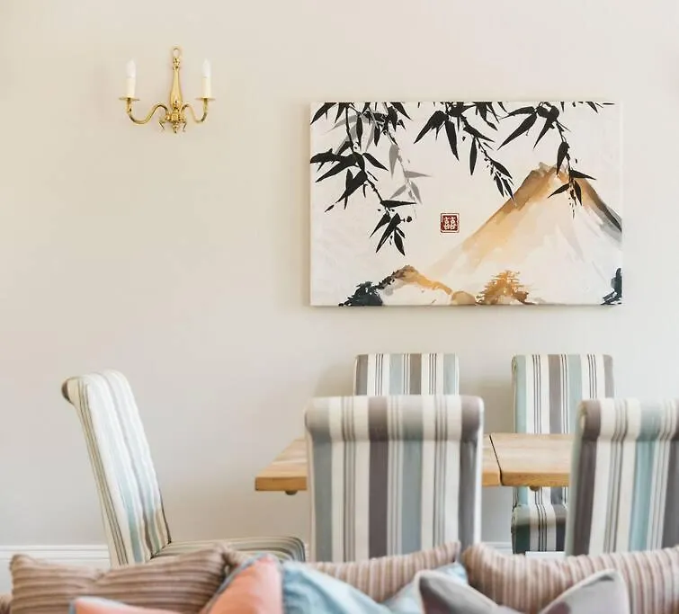 Luxury, Central, Sun-Filled 3 Bed Haven In Bath Apartment