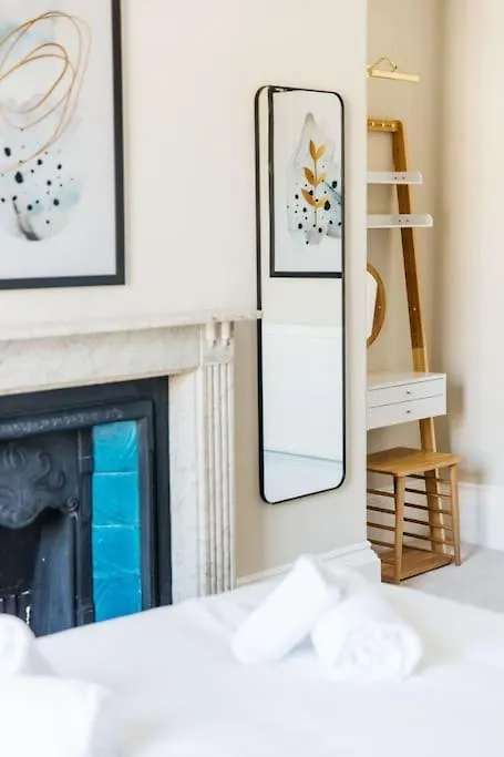 Apartment Luxury, Central, Sun-Filled 3 Bed Haven In Bath
