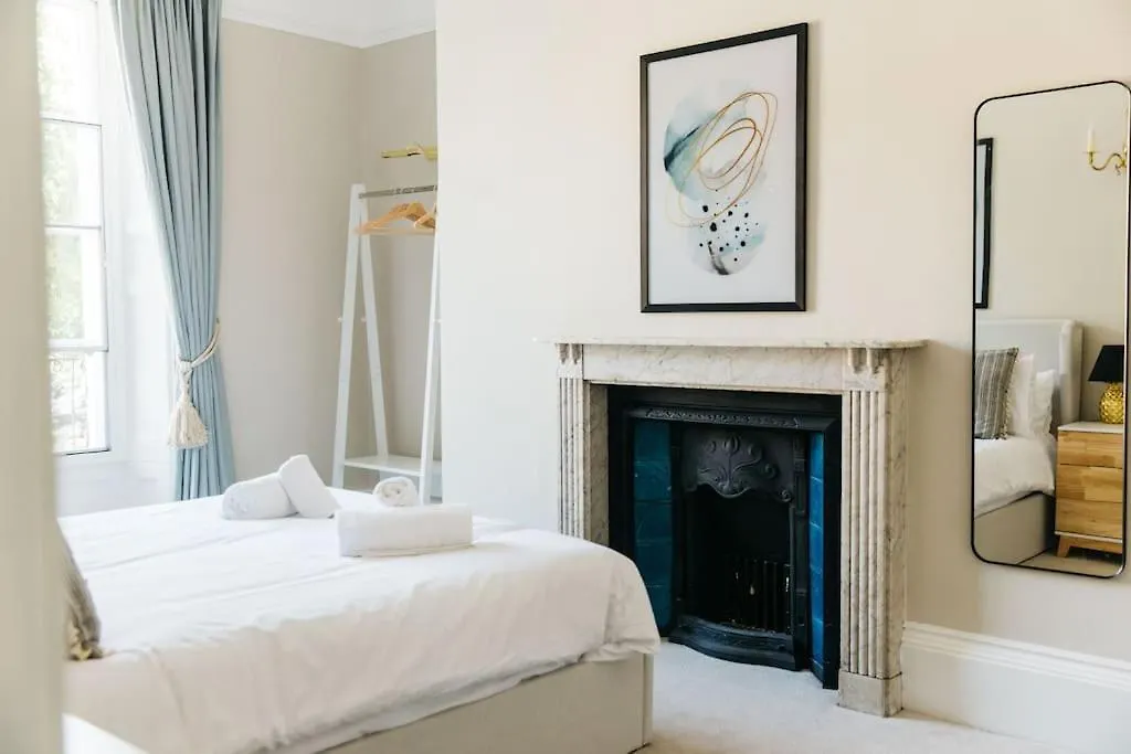 Apartment Luxury, Central, Sun-Filled 3 Bed Haven In Bath